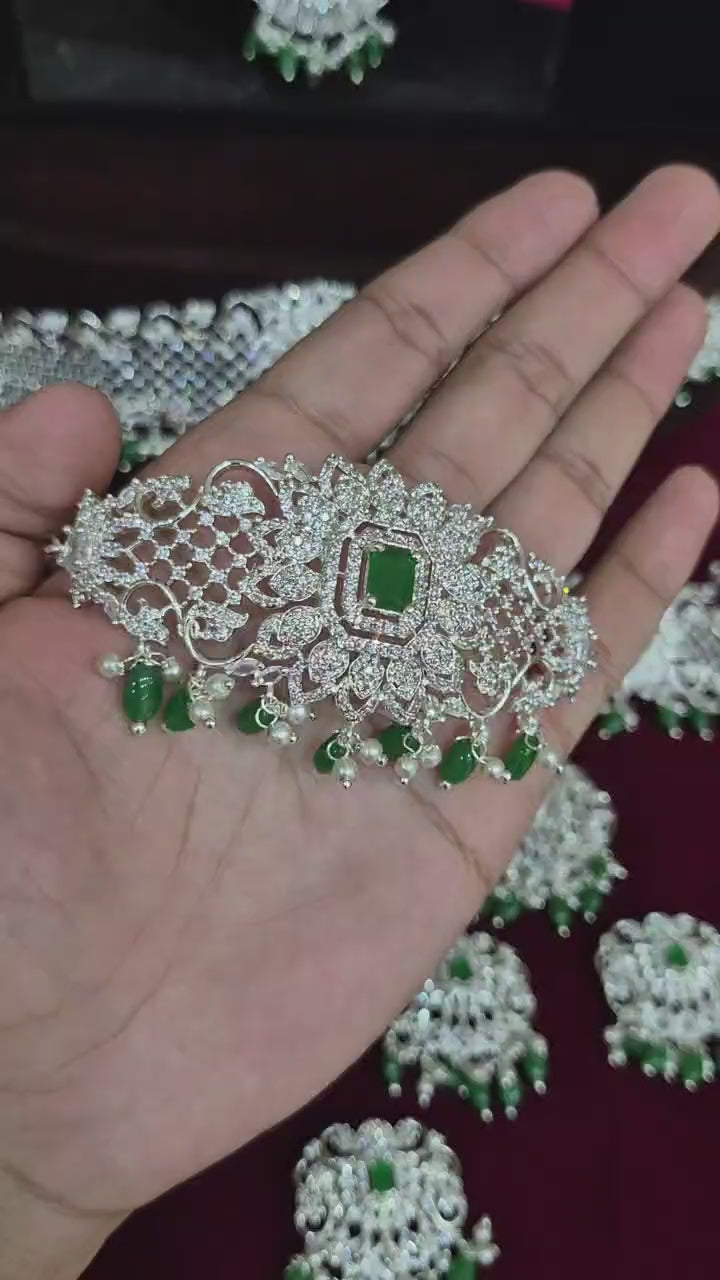 Elegant Silver-Plated Emerald Green Marriage Set Choker with Hanging Beads